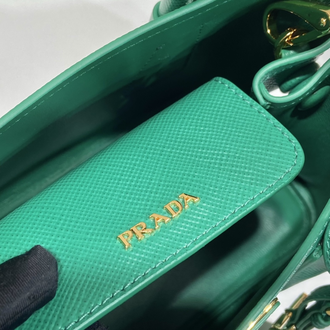 Prada Double Saffiano Leather Mini Bag Shoulder Bag Mango Green 1BG443